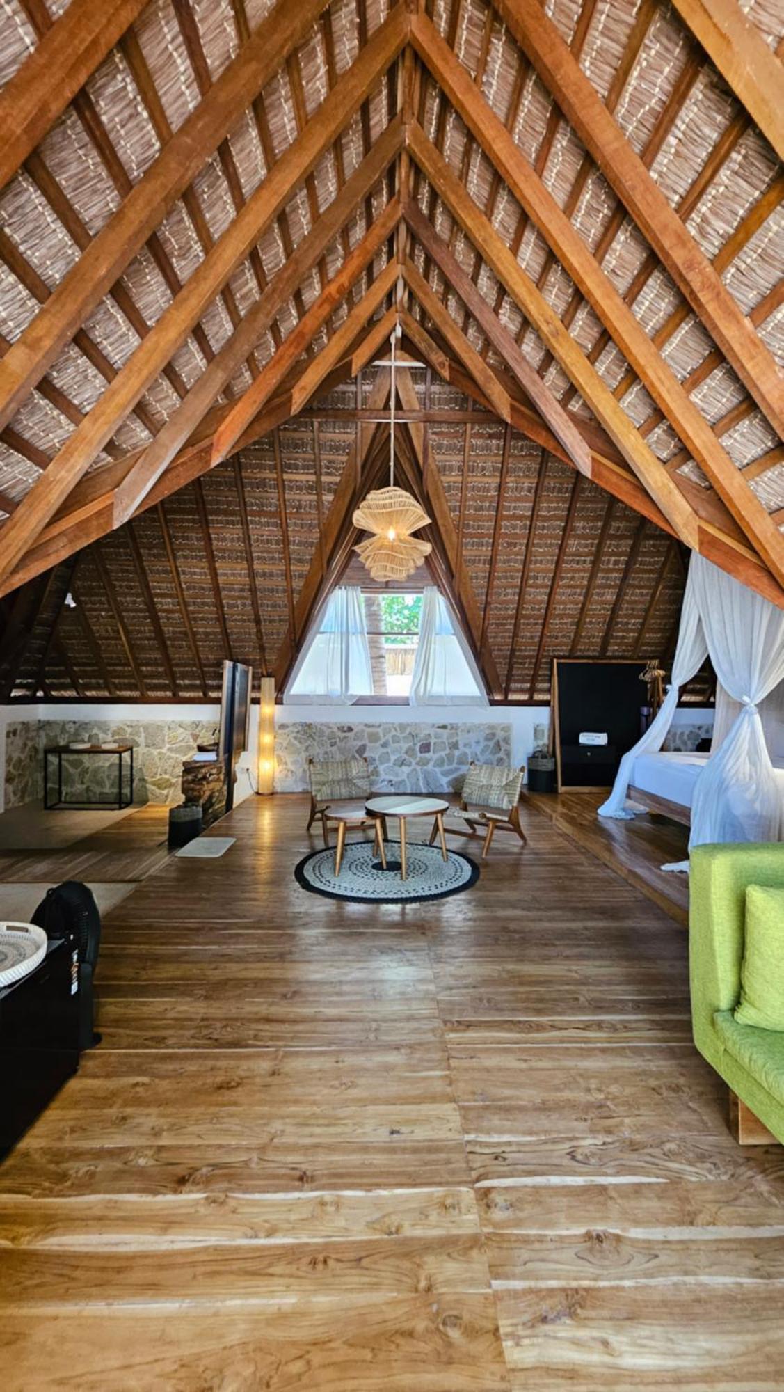 81 Palms Resort Nembrala Dış mekan fotoğraf
