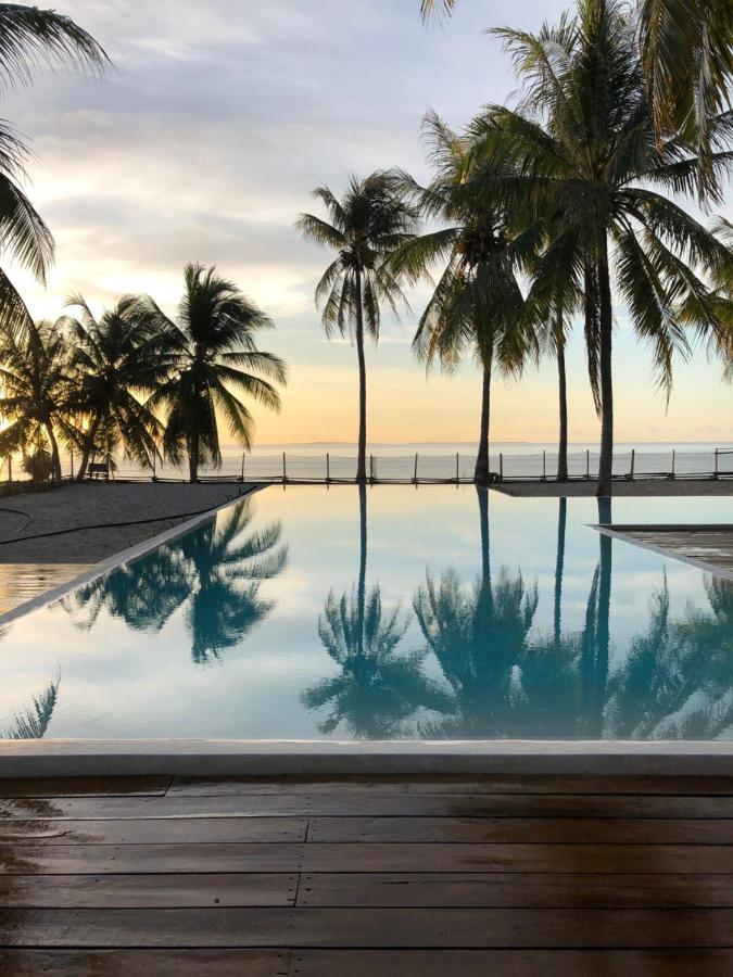 81 Palms Resort Nembrala Dış mekan fotoğraf