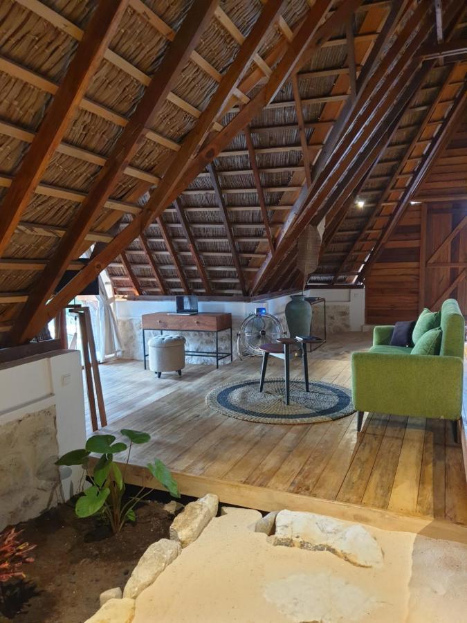 81 Palms Resort Nembrala Dış mekan fotoğraf